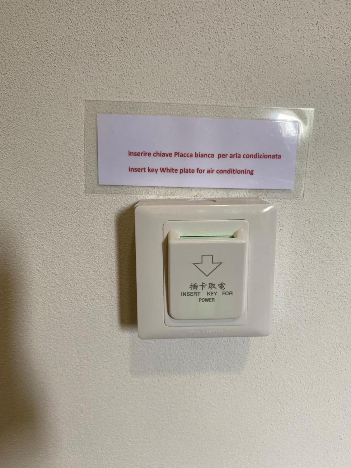 Megaride'S Dependance Hotell Como Eksteriør bilde